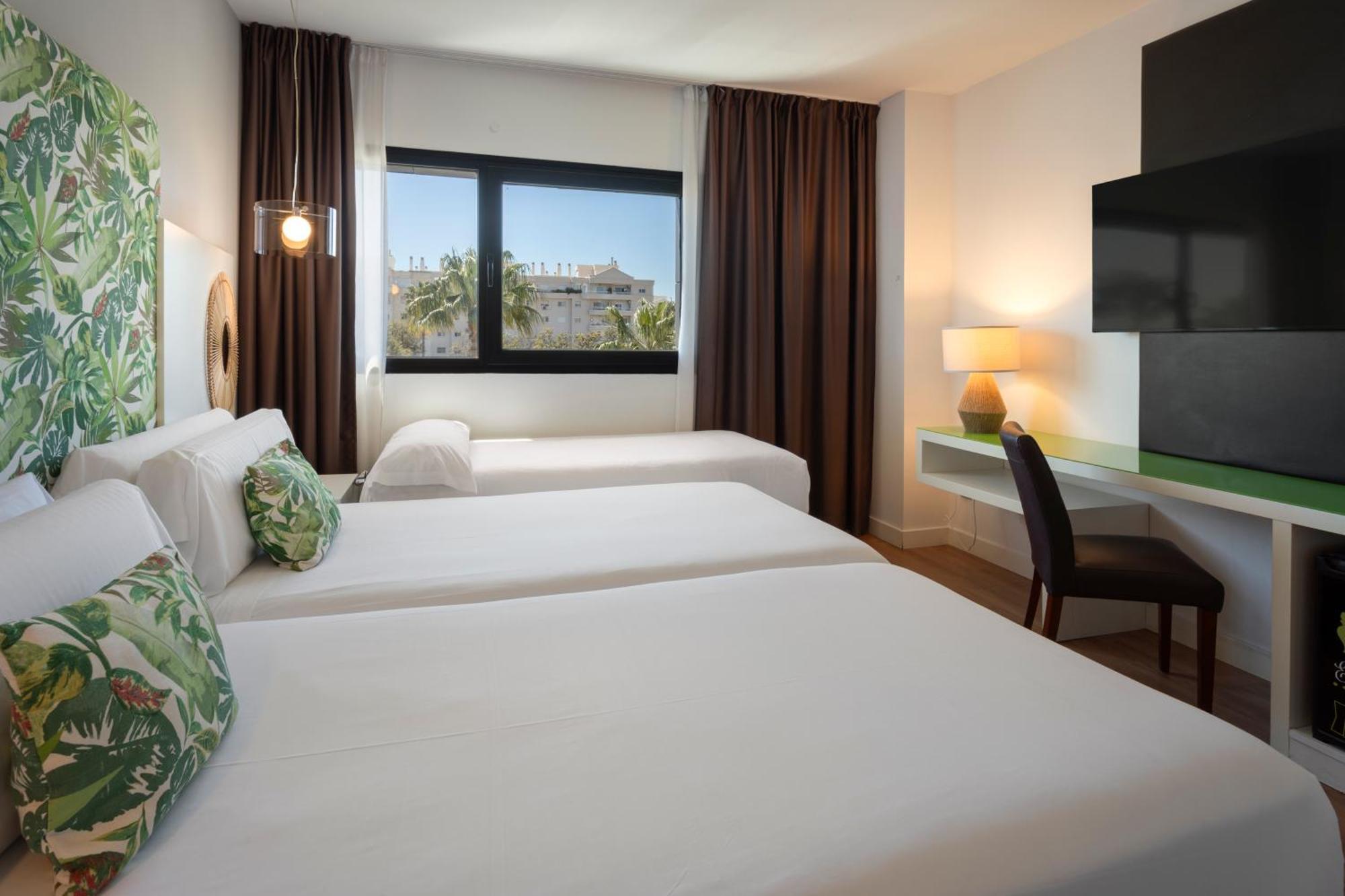 Vincci Hotel 4*